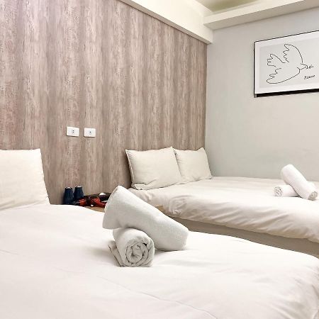 Fengjia Sleep Hotel Taichung Buitenkant foto