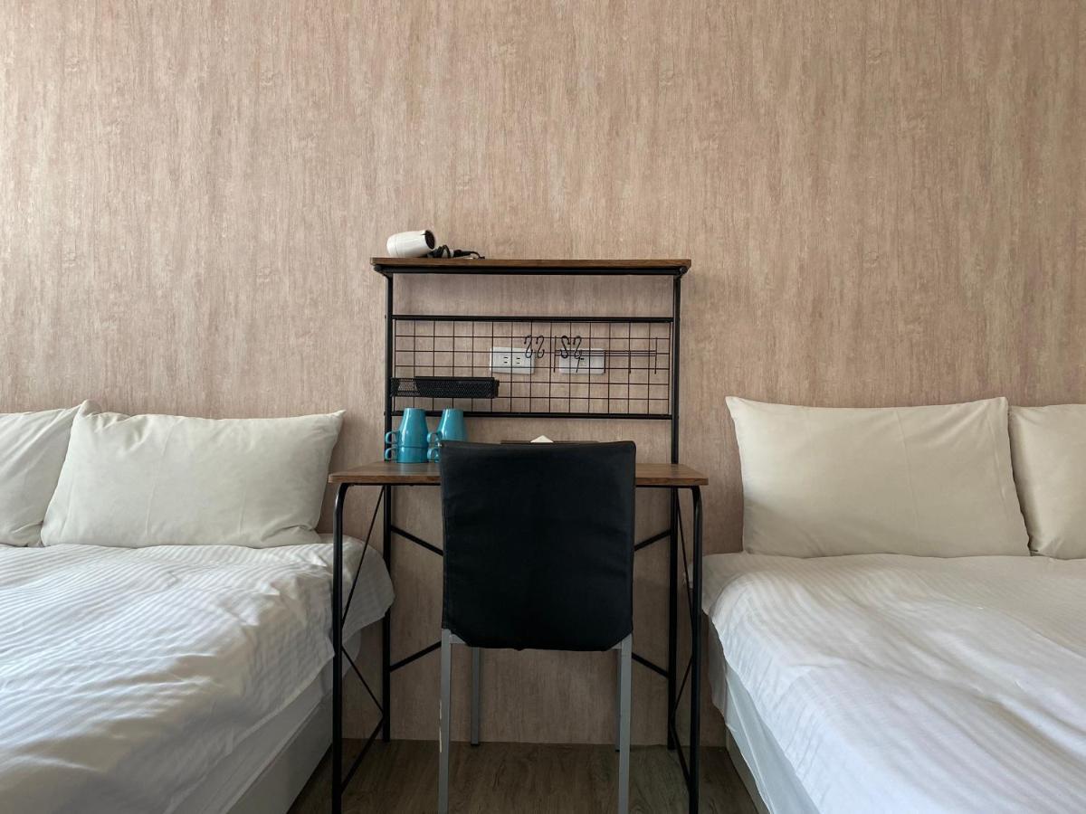 Fengjia Sleep Hotel Taichung Buitenkant foto