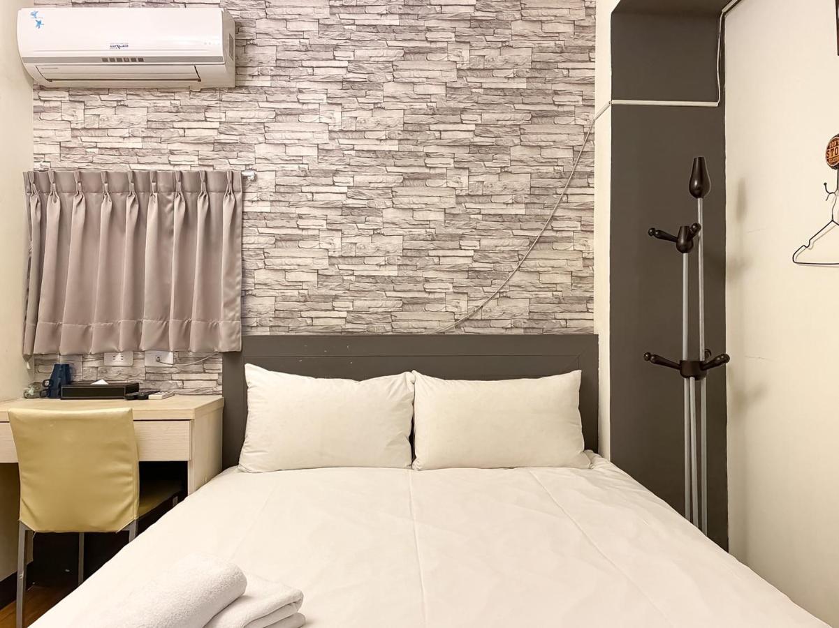 Fengjia Sleep Hotel Taichung Buitenkant foto