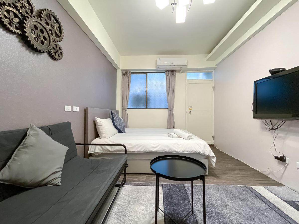 Fengjia Sleep Hotel Taichung Buitenkant foto