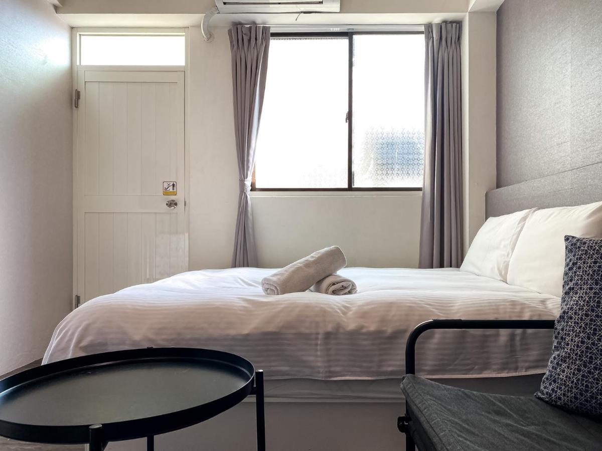 Fengjia Sleep Hotel Taichung Buitenkant foto