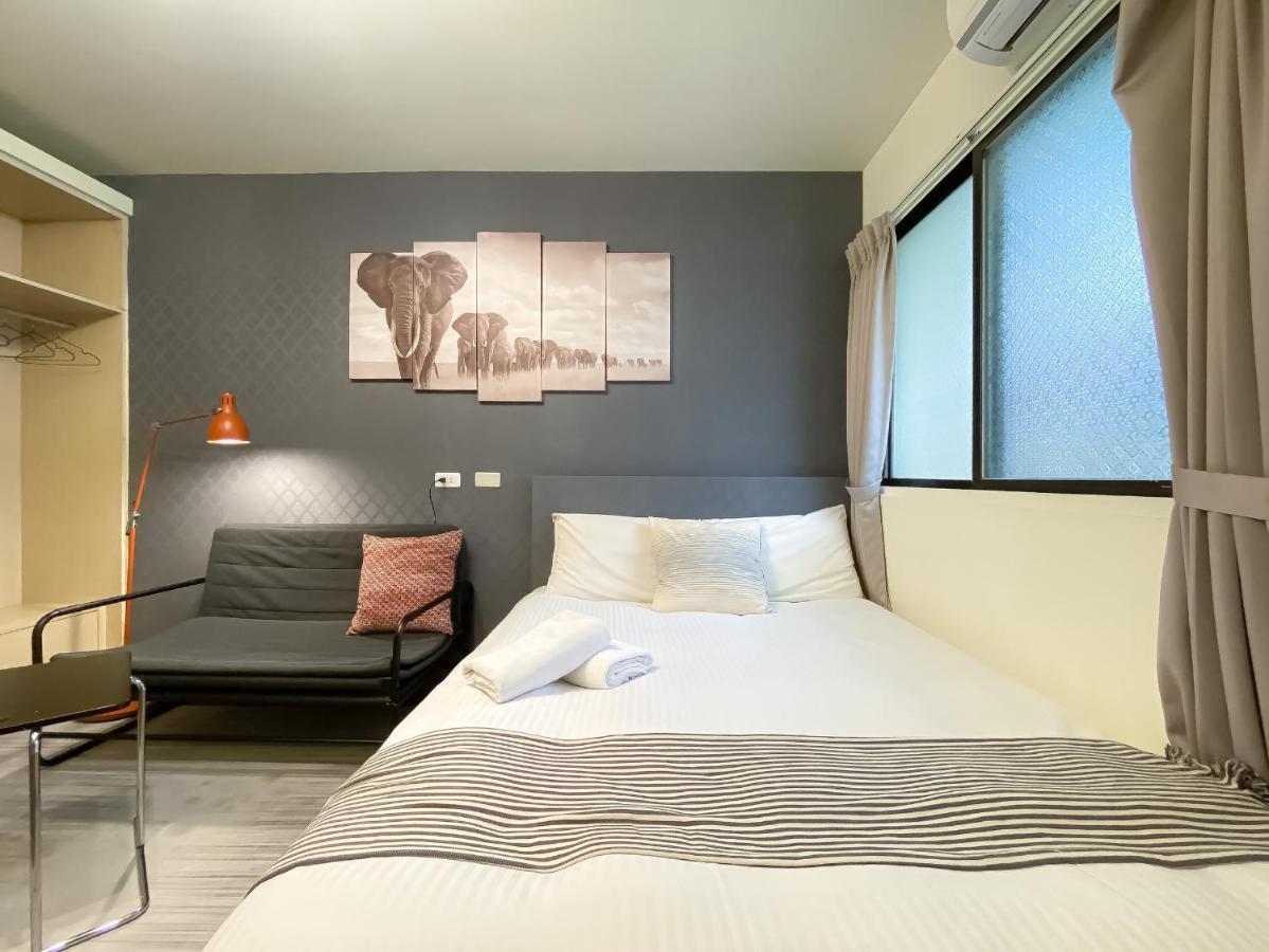 Fengjia Sleep Hotel Taichung Buitenkant foto