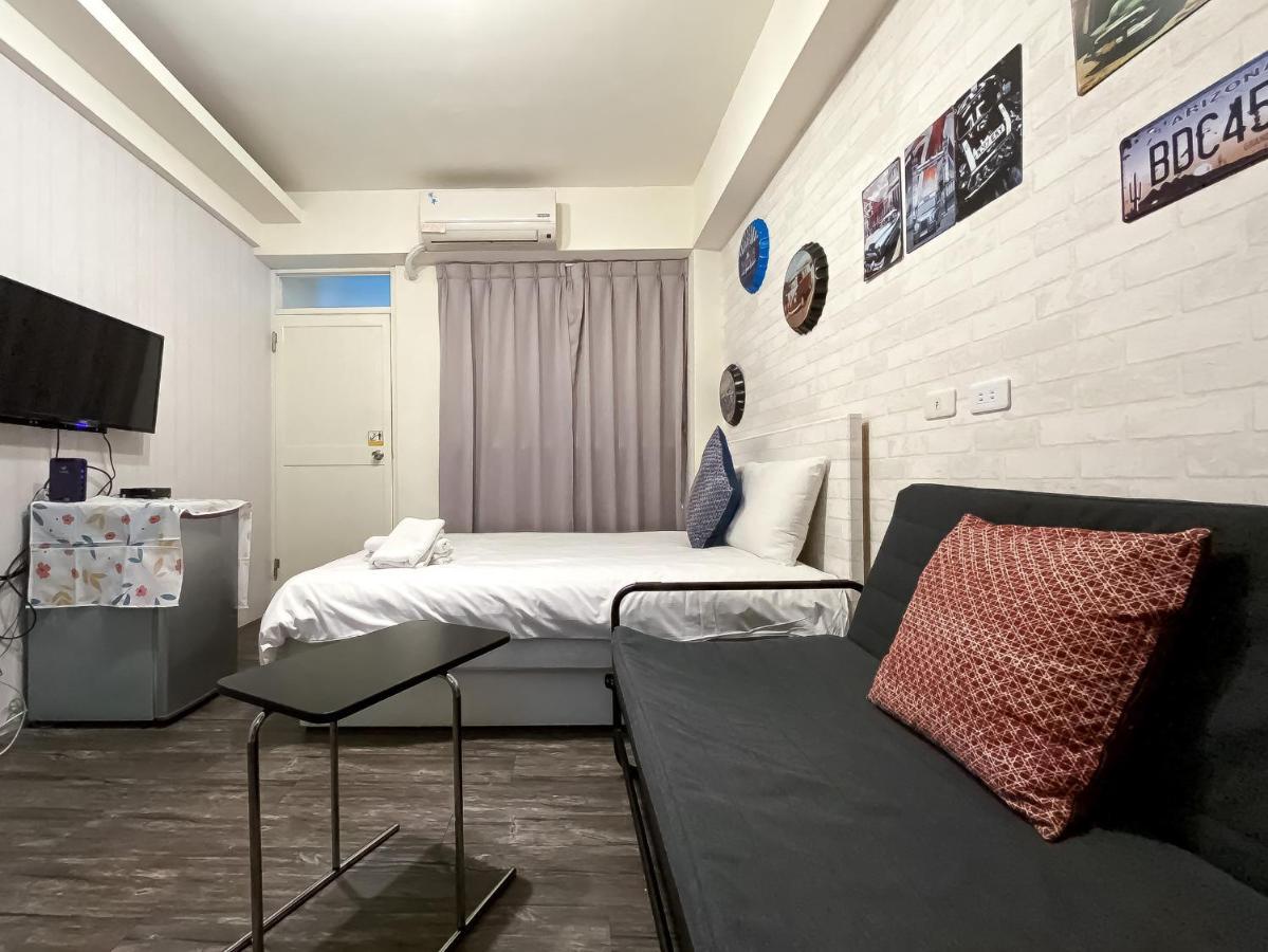 Fengjia Sleep Hotel Taichung Buitenkant foto