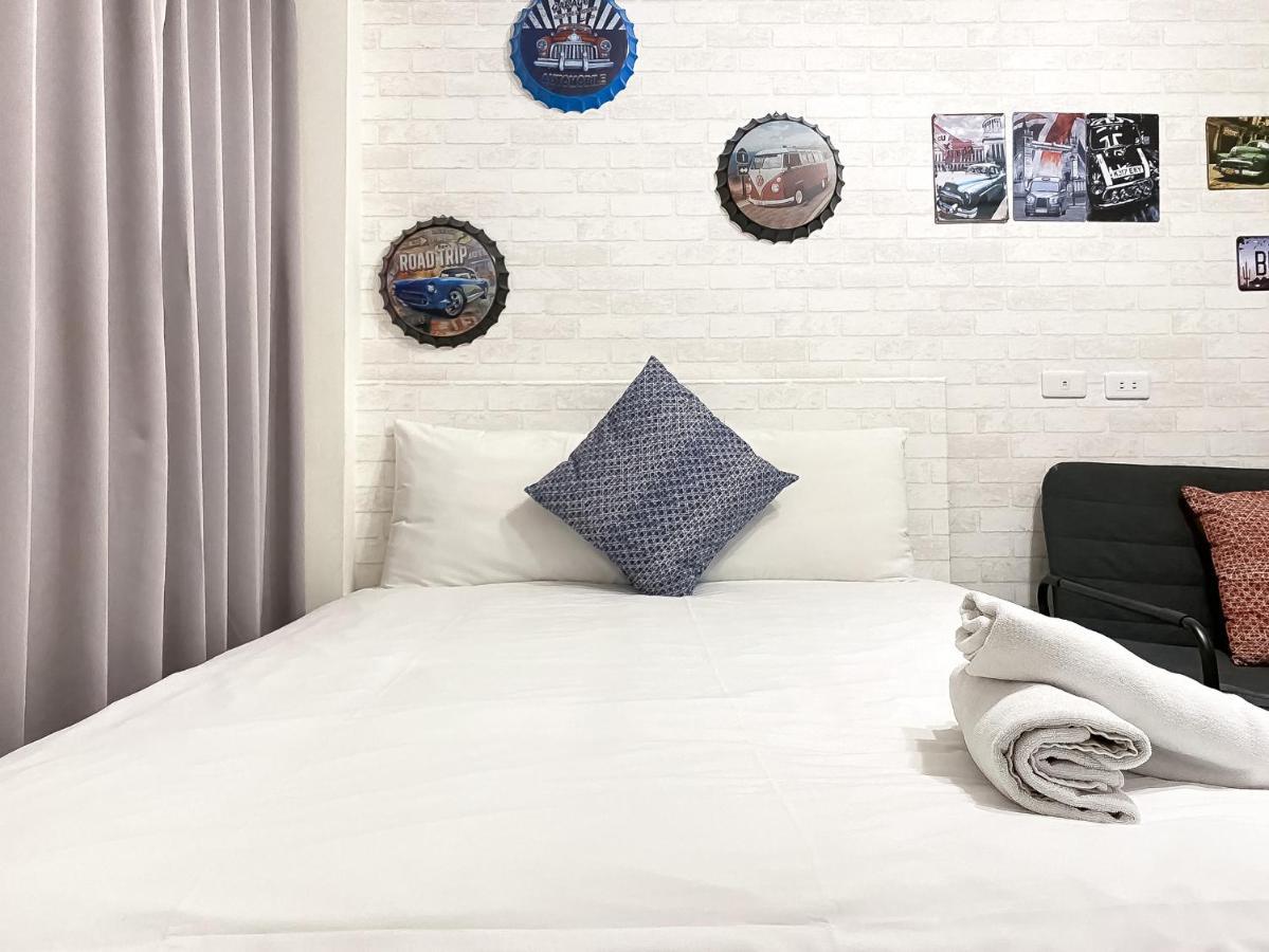 Fengjia Sleep Hotel Taichung Buitenkant foto